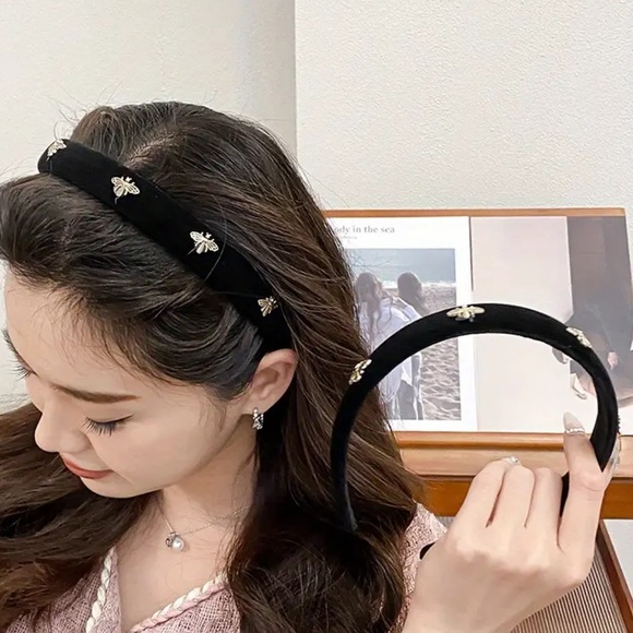 Luxury Designer Velvet Bee Headband, Plush Headband, NEW main image 2